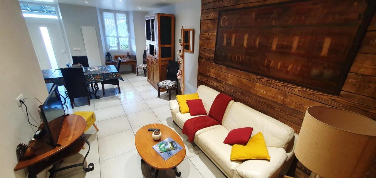 Gite Du Cafe Truchet Saint-Pancrace  Kültér fotó