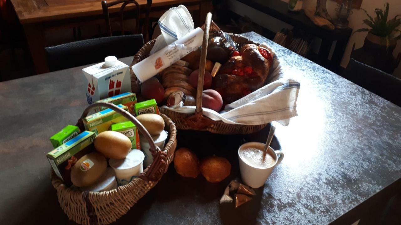 Gite Du Cafe Truchet Saint-Pancrace  Kültér fotó